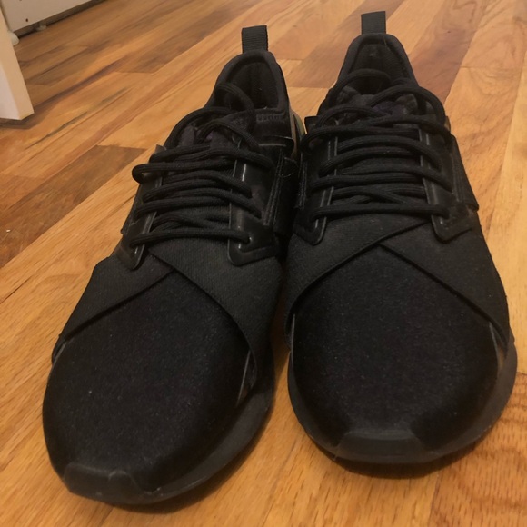 Puma Muse Athletic Shoe Black Iridescent X-2 - Picture 2 of 7